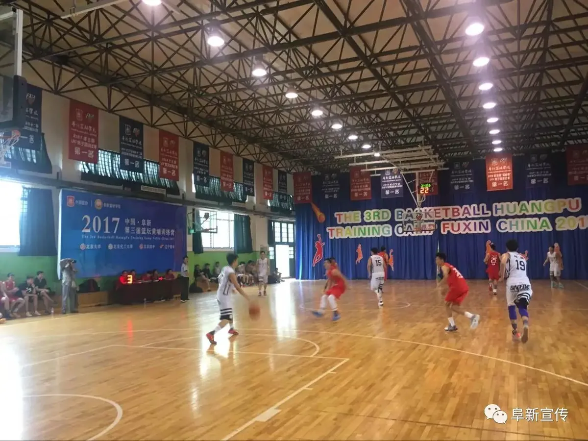 为什么篮球教练要不断改进训练方法_1